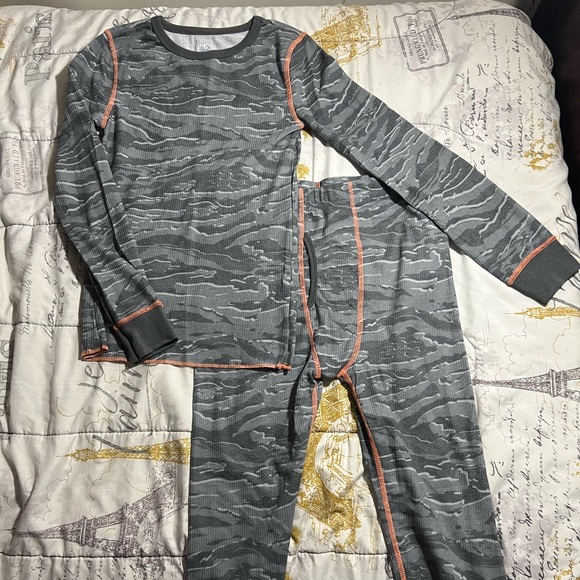 CAMO THERMAL SET - Picture 1 of 5